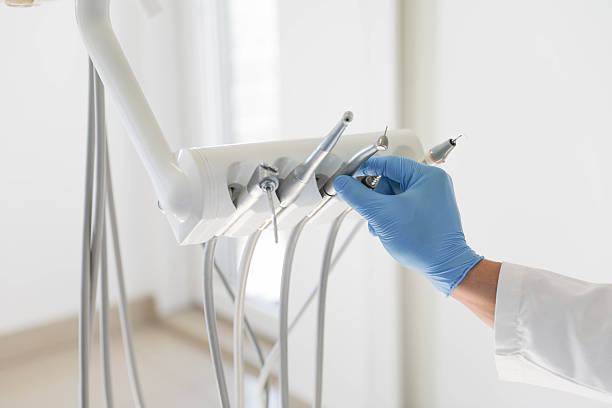 24/7 Emergency Dental Veneers experts in Du Quoin, IL